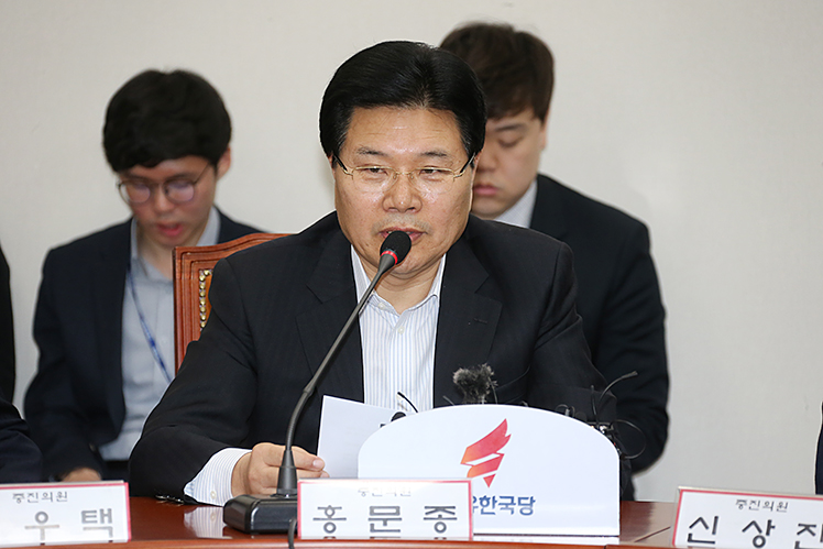 제목 노출 영역입니다 이미지