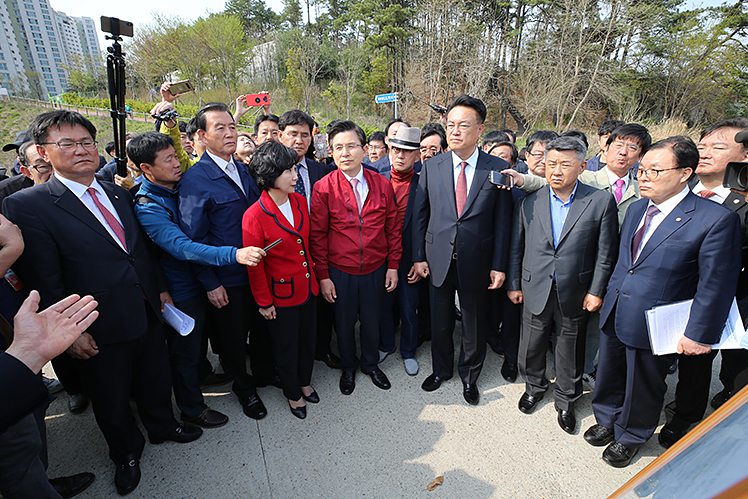 제목 노출 영역입니다 이미지