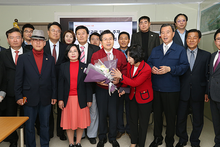 제목 노출 영역입니다 이미지