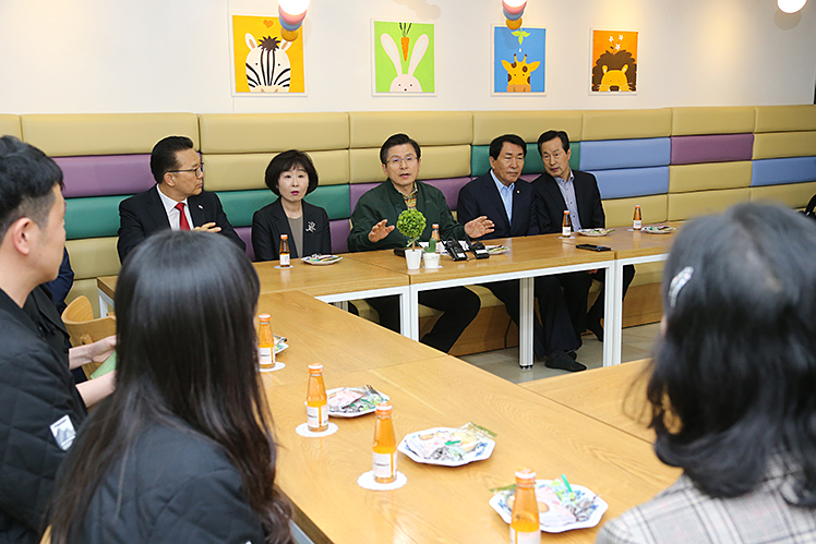 제목 노출 영역입니다 이미지