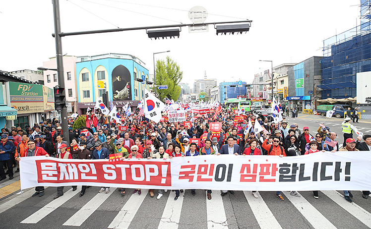 제목 노출 영역입니다 이미지