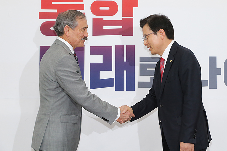 제목 노출 영역입니다 이미지