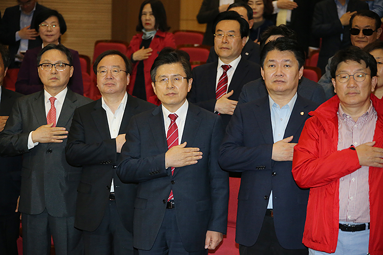 제목 노출 영역입니다 이미지