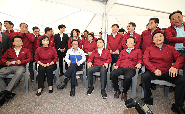 제목 노출 영역입니다 이미지