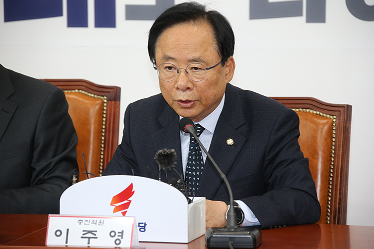 제목 노출 영역입니다 이미지