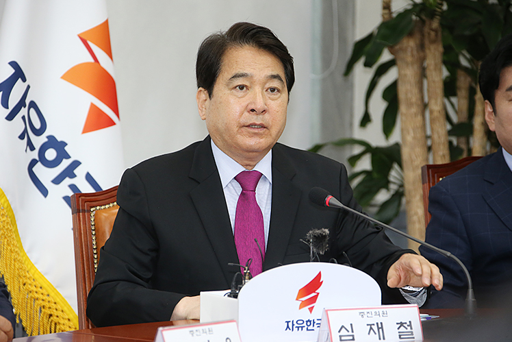 제목 노출 영역입니다 이미지