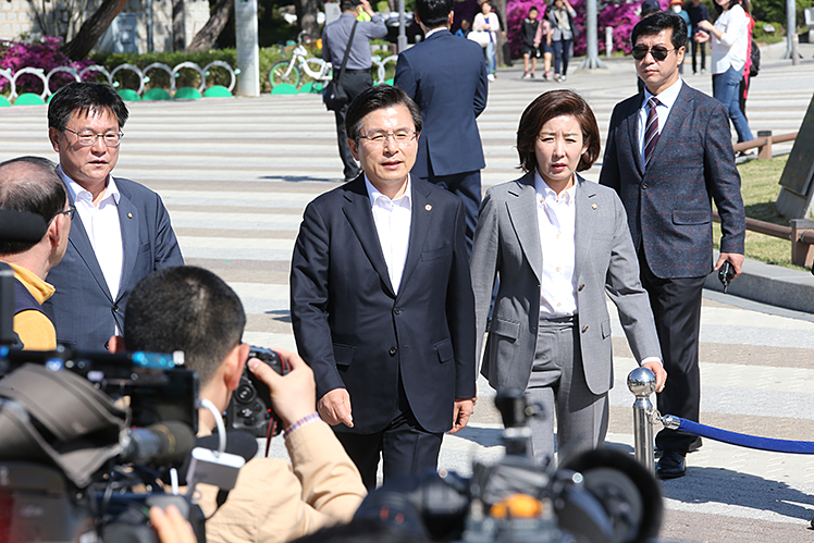 제목 노출 영역입니다 이미지