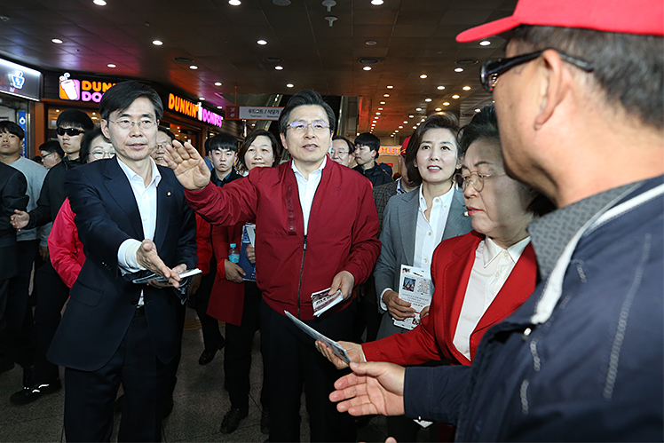 제목 노출 영역입니다 이미지