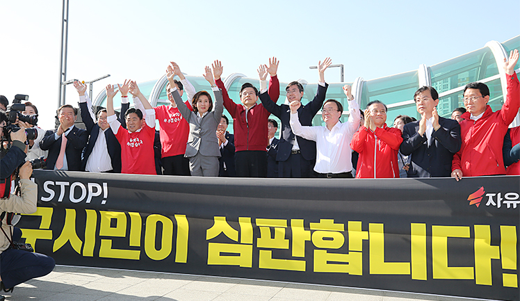 제목 노출 영역입니다 이미지