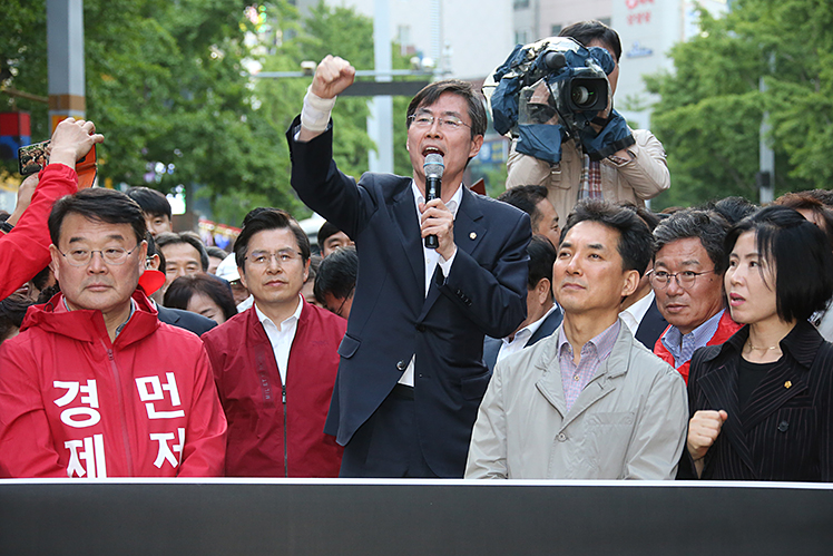 제목 노출 영역입니다 이미지
