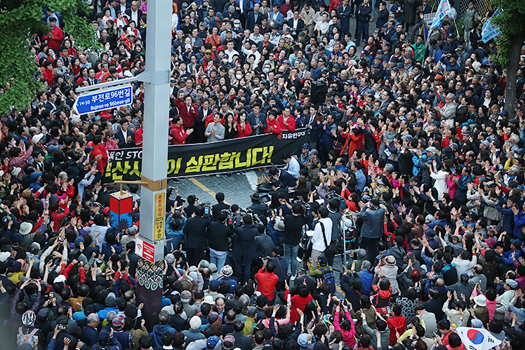 제목 노출 영역입니다 이미지