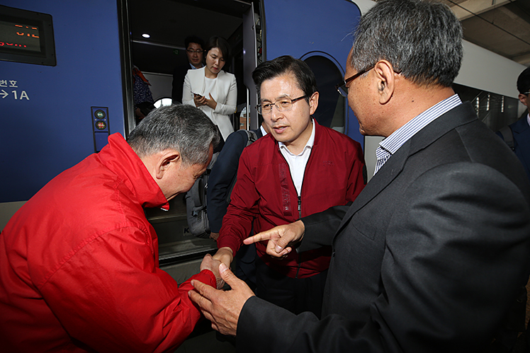 제목 노출 영역입니다 이미지