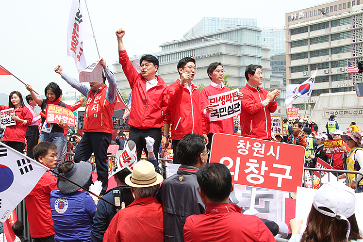 제목 노출 영역입니다 이미지