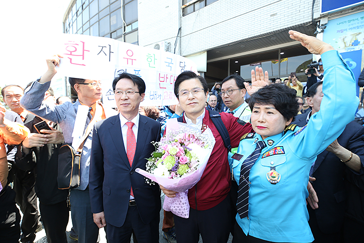 제목 노출 영역입니다 이미지