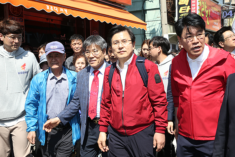 제목 노출 영역입니다 이미지
