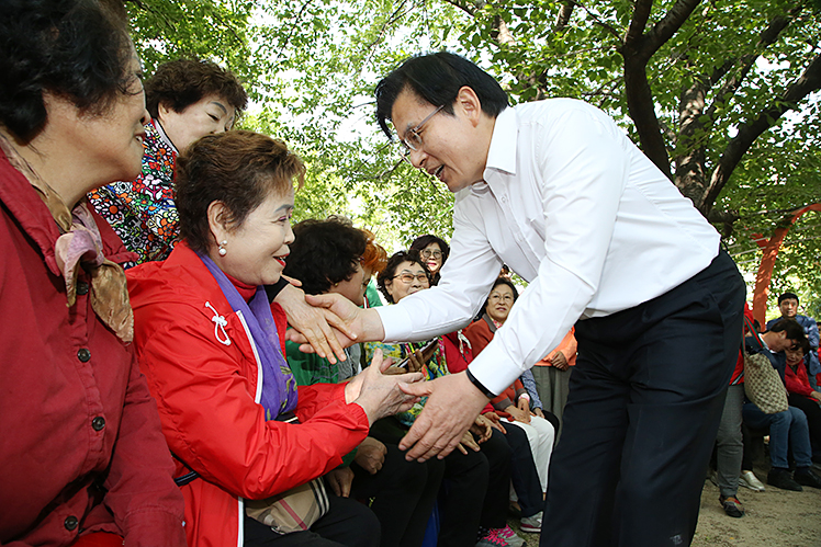 제목 노출 영역입니다 이미지