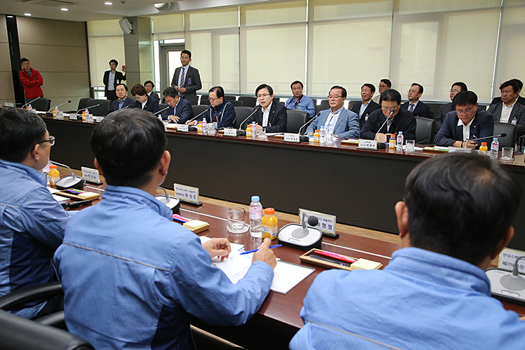 제목 노출 영역입니다 이미지