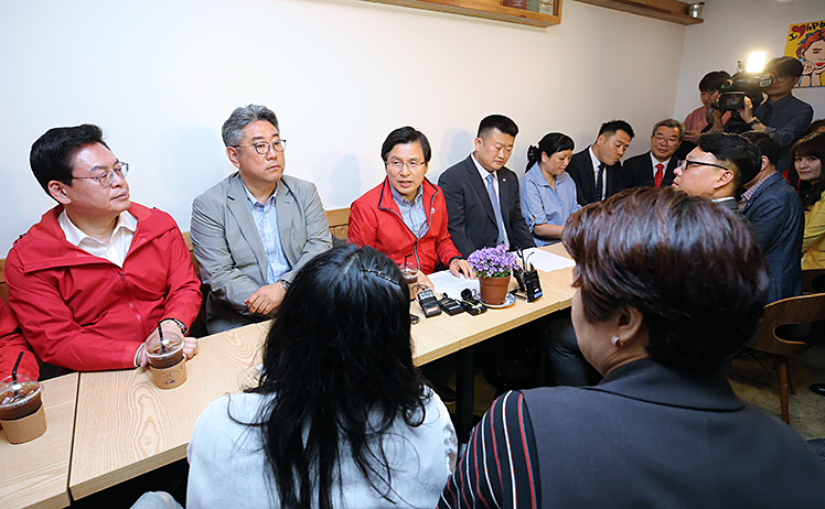 제목 노출 영역입니다 이미지
