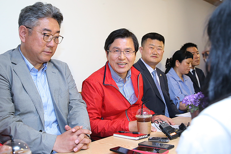 제목 노출 영역입니다 이미지