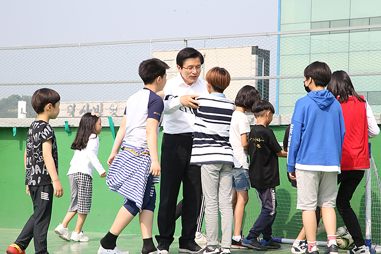 제목 노출 영역입니다 이미지