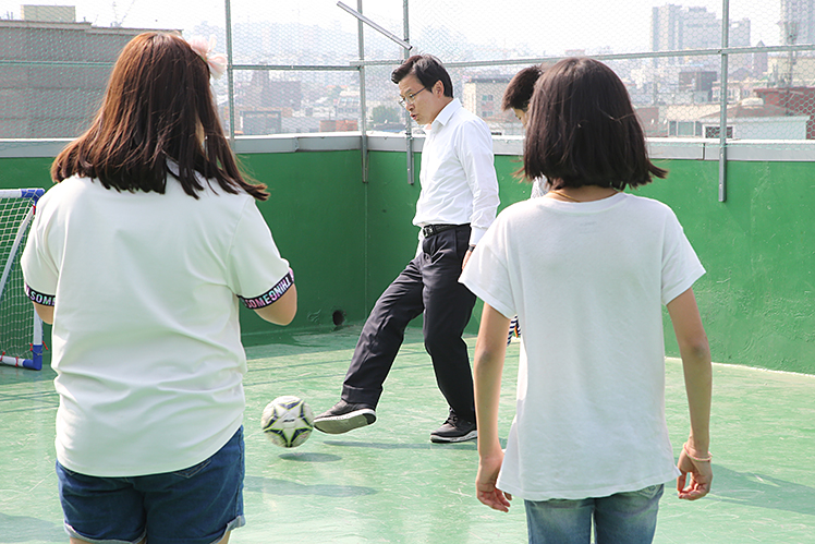 제목 노출 영역입니다 이미지