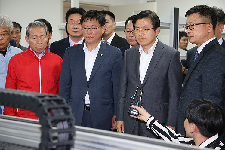제목 노출 영역입니다 이미지