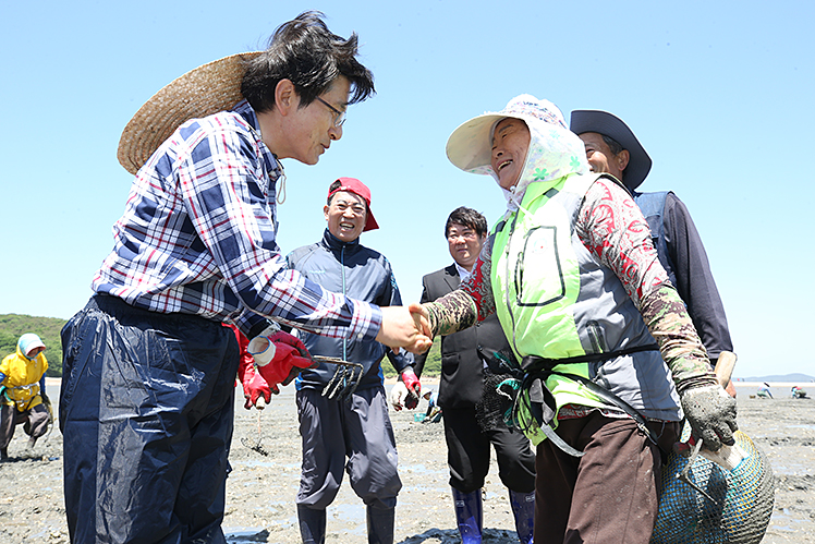 제목 노출 영역입니다 이미지