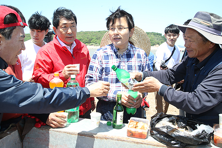 제목 노출 영역입니다 이미지