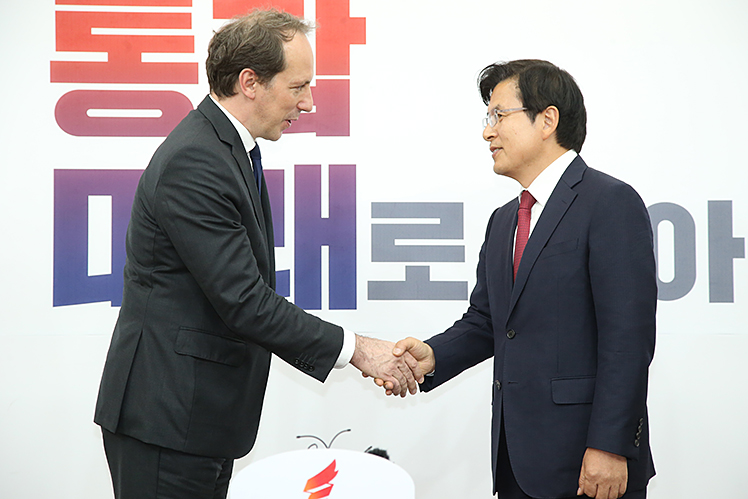 제목 노출 영역입니다 이미지