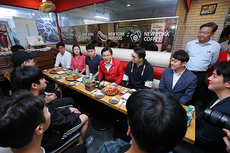 제목 노출 영역입니다 이미지