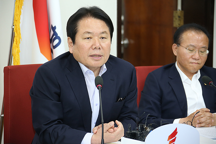 제목 노출 영역입니다 이미지