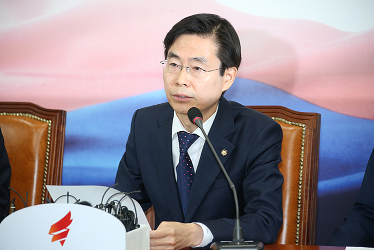 제목 노출 영역입니다 이미지