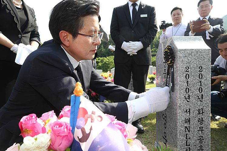 제목 노출 영역입니다 이미지