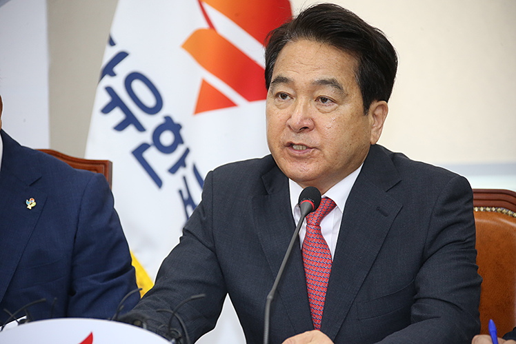 제목 노출 영역입니다 이미지