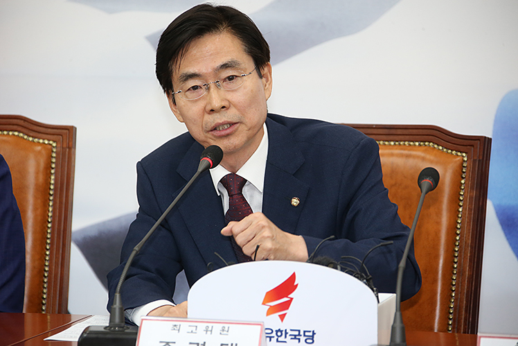 제목 노출 영역입니다 이미지