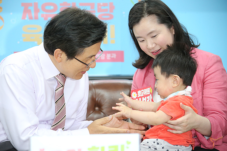 제목 노출 영역입니다 이미지