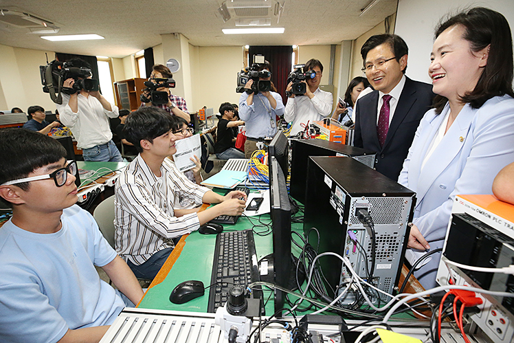 제목 노출 영역입니다 이미지