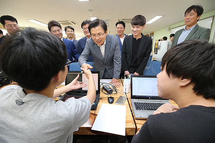 제목 노출 영역입니다 이미지