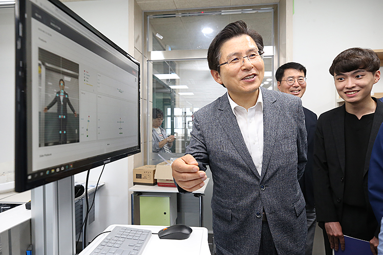 제목 노출 영역입니다 이미지