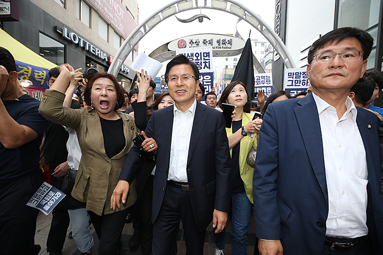 제목 노출 영역입니다 이미지