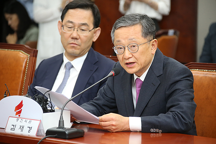 제목 노출 영역입니다 이미지