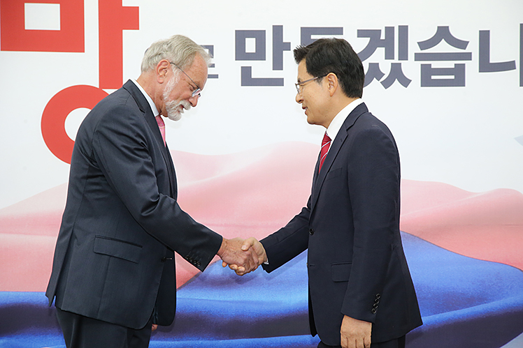제목 노출 영역입니다 이미지