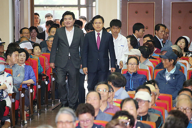 제목 노출 영역입니다 이미지