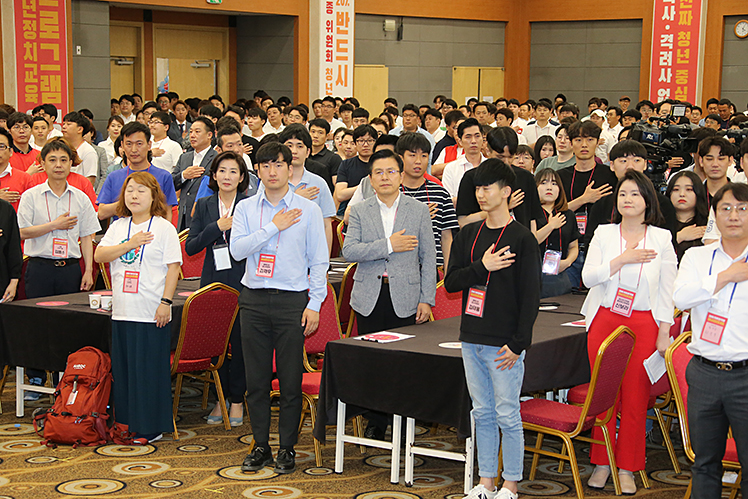 제목 노출 영역입니다 이미지