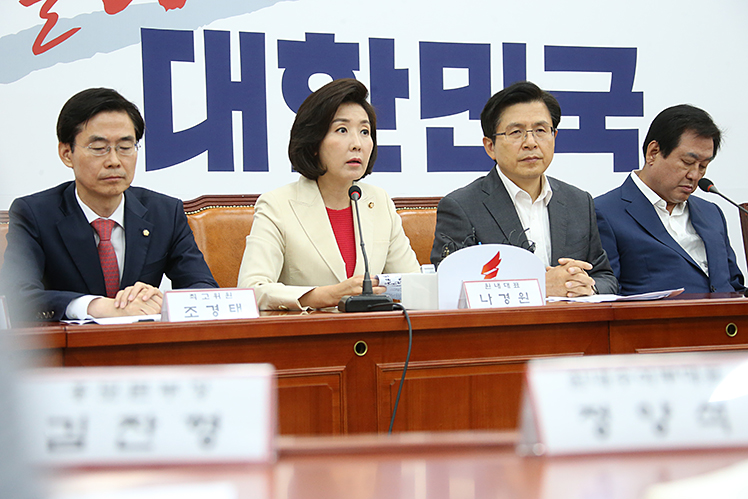 제목 노출 영역입니다 이미지
