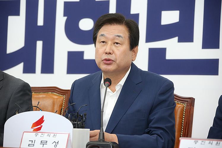 제목 노출 영역입니다 이미지