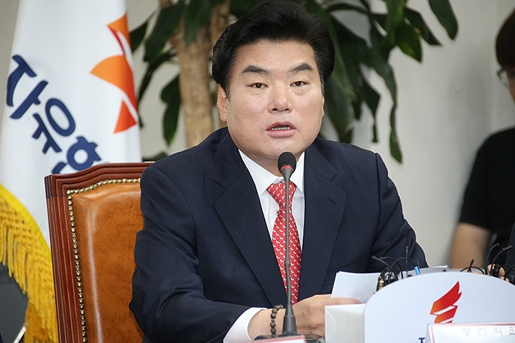 제목 노출 영역입니다 이미지