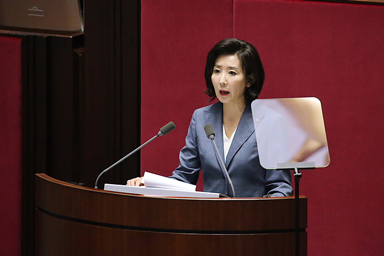 제목 노출 영역입니다 이미지