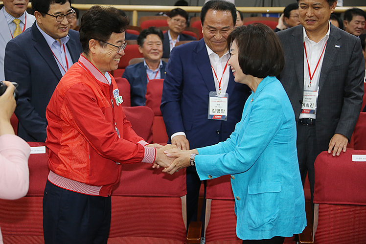 제목 노출 영역입니다 이미지