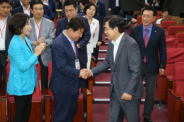 제목 노출 영역입니다 이미지